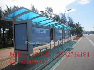 公交候車亭造價(jià)解析 供應(yīng)LED顯示屏候車亭的成本構(gòu)成